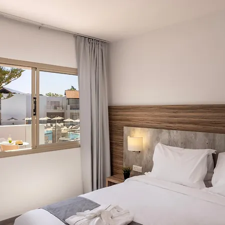 Kapetanios Aqua Κόλπος των Κοραλλιών