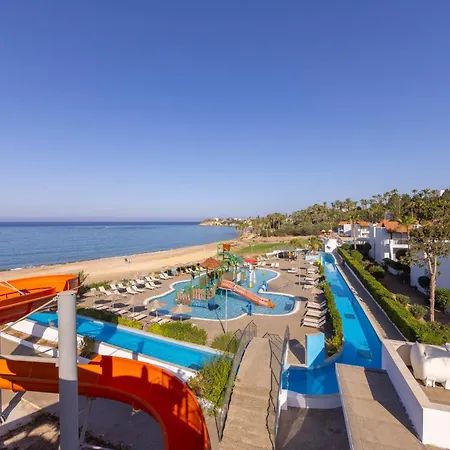 Kapetanios Aqua Resort