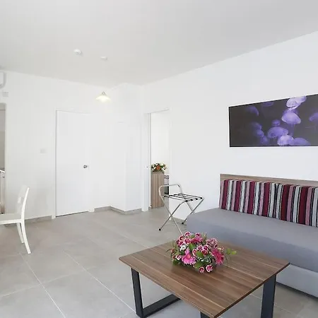 度假村 Kapetanios Aqua 4*